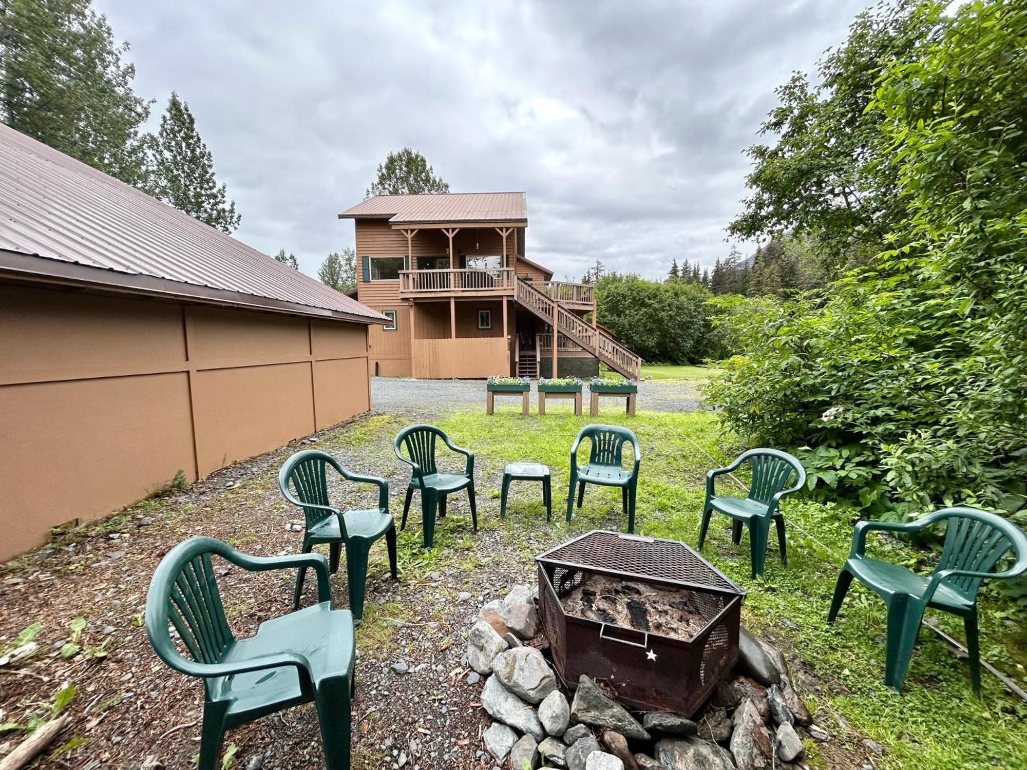 Bear Lake Lodgings B&B Seward Exterior foto